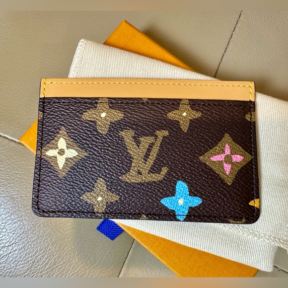 Sold ❌Louis Vuitton Monogram Craggy card holder - Picture 4 of 6